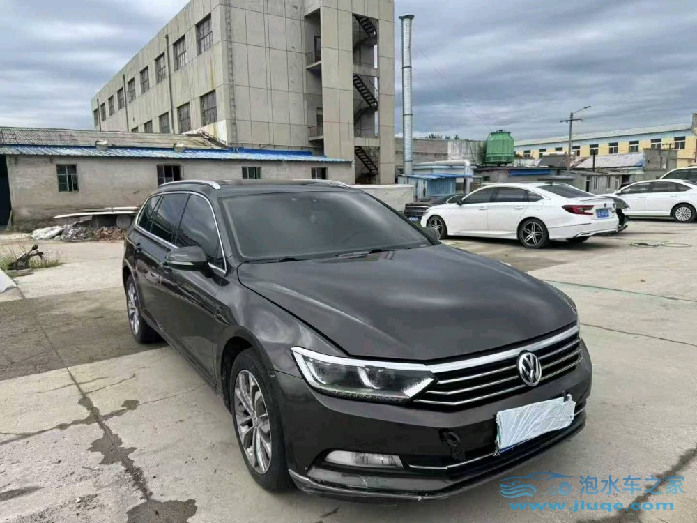 16年大眾蔚攬泡水車