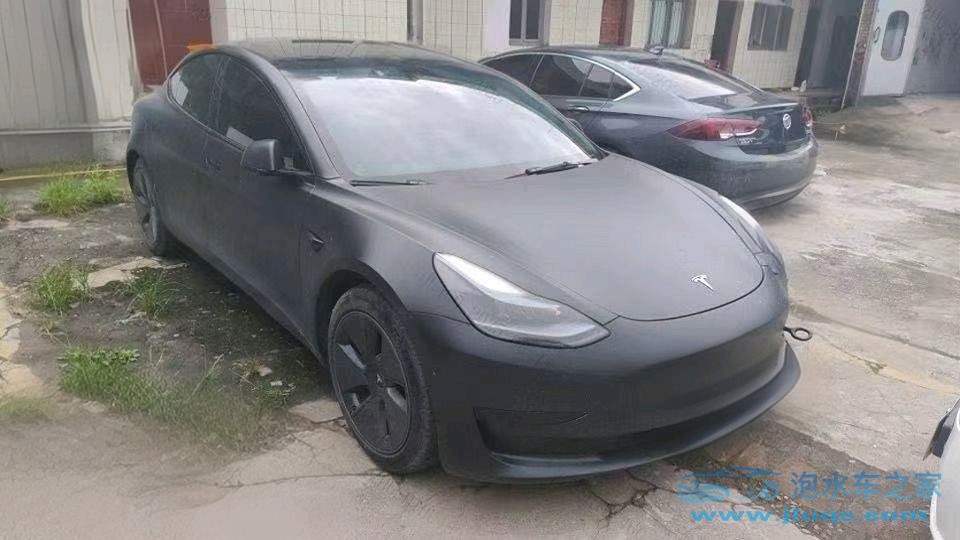 22年特斯拉MODEL 3