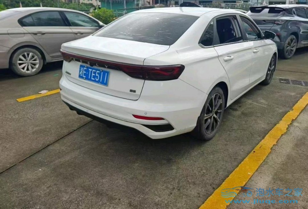 22年吉利帝豪