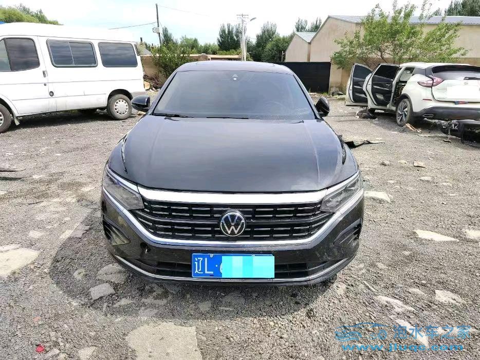 21年大眾帕薩特泡水車