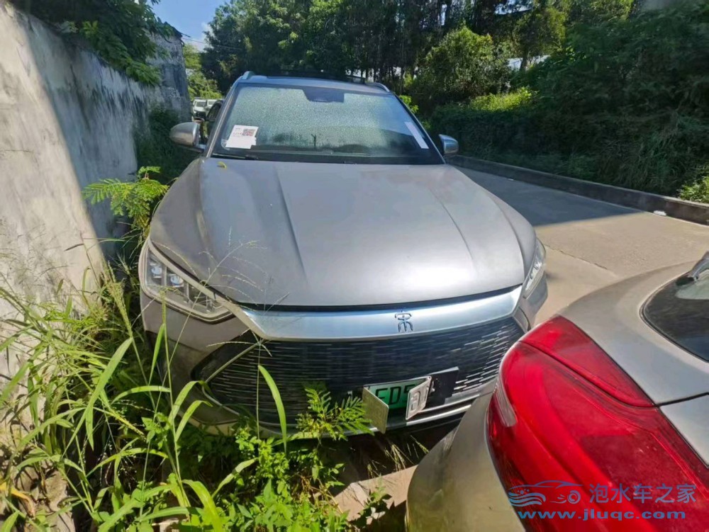 23年比亞迪宋泡水車