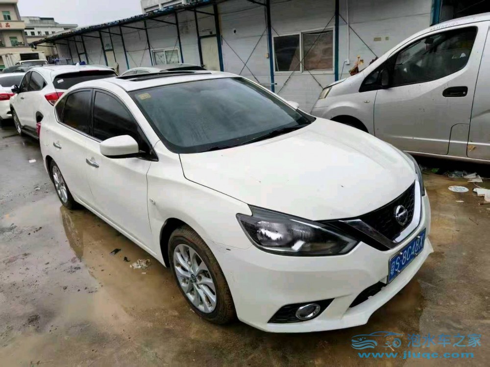 21年日產(chǎn)軒逸泡水車