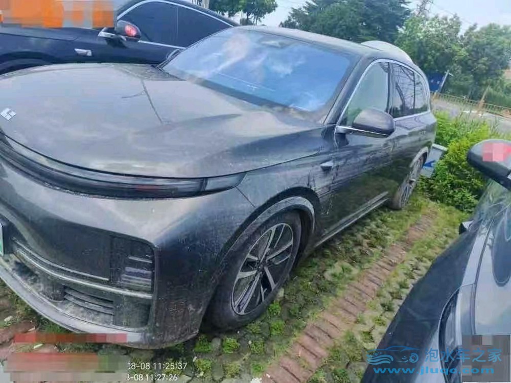 24年理想L7泡水車(chē)