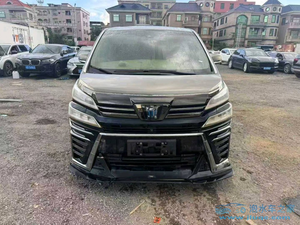 23年豐田威爾法泡水車